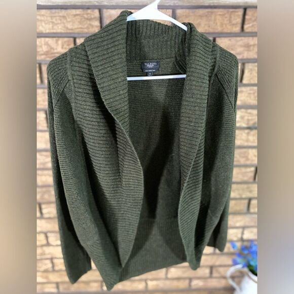 Talbots Hunter green cardigan‎ - Picture 1 of 5